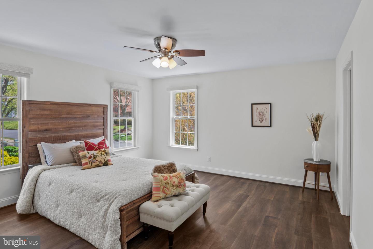 16199 SHEFFIELD DR, DUMFRIES, Virginia 22025, 4 Bedrooms Bedrooms, 12 Rooms Rooms,3 BathroomsBathrooms,Residential,For sale,16199 SHEFFIELD DR,VAPW2092654 MLS # VAPW2092654