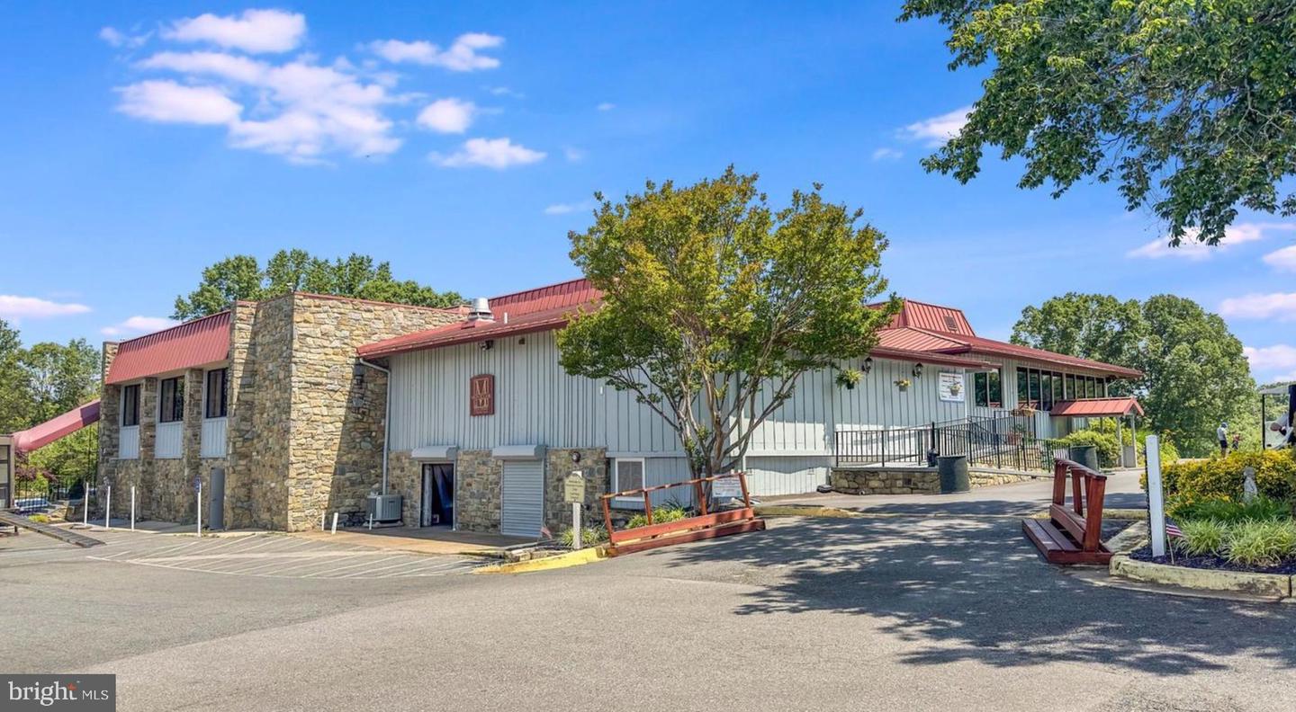 16199 SHEFFIELD DR, DUMFRIES, Virginia 22025, 4 Bedrooms Bedrooms, 12 Rooms Rooms,3 BathroomsBathrooms,Residential,For sale,16199 SHEFFIELD DR,VAPW2092654 MLS # VAPW2092654