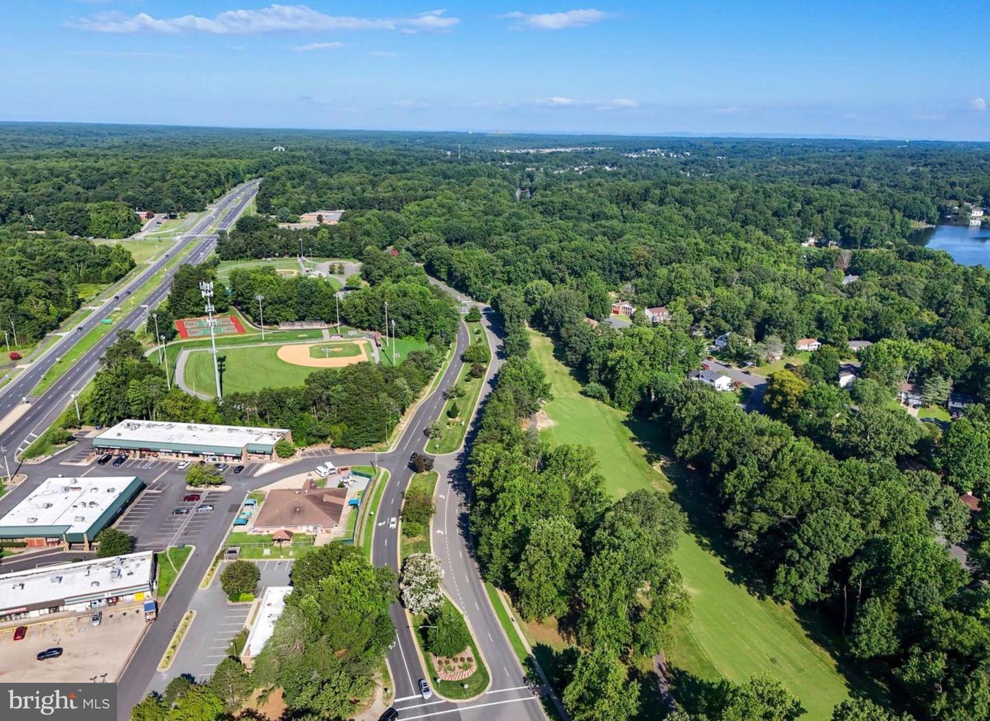 16199 SHEFFIELD DR, DUMFRIES, Virginia 22025, 4 Bedrooms Bedrooms, 12 Rooms Rooms,3 BathroomsBathrooms,Residential,For sale,16199 SHEFFIELD DR,VAPW2092654 MLS # VAPW2092654