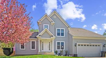 16199 SHEFFIELD DR, DUMFRIES, Virginia 22025, 4 Bedrooms Bedrooms, 12 Rooms Rooms,3 BathroomsBathrooms,Residential,For sale,16199 SHEFFIELD DR,VAPW2092654 MLS # VAPW2092654