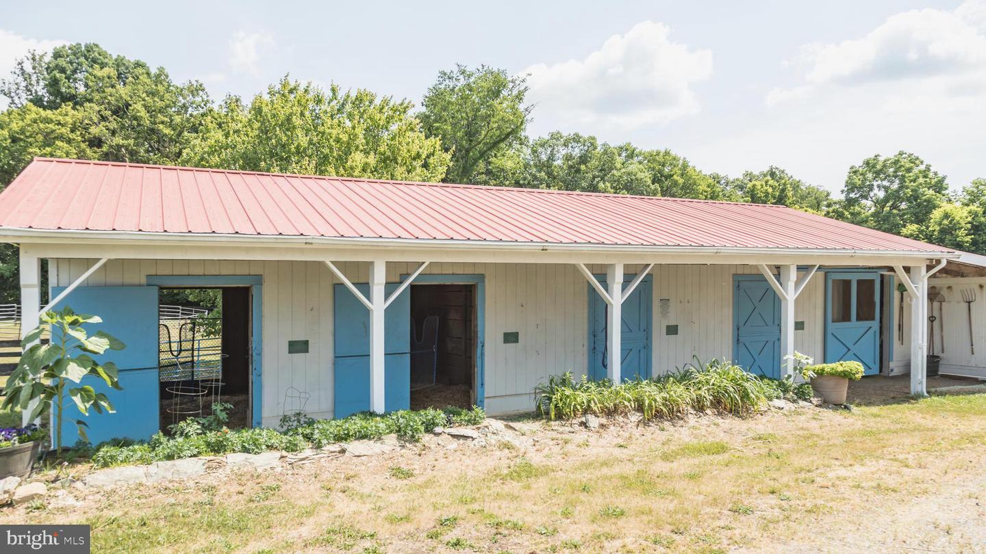 537 CANNON BALL RD, BERRYVILLE, Virginia 22611, 4 Bedrooms Bedrooms, ,3 BathroomsBathrooms,Residential,For sale,537 CANNON BALL RD,VACL2003666 MLS # VACL2003666