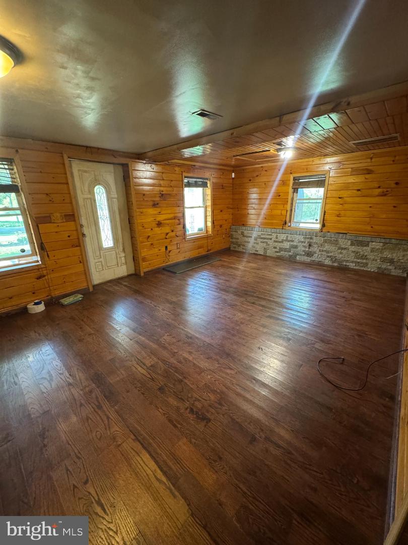 11418 COX MILL, GORDONSVILLE, Virginia 22942, 3 Bedrooms Bedrooms, 7 Rooms Rooms,1 BathroomBathrooms,Residential,For sale,11418 COX MILL,VAOR2009570 MLS # VAOR2009570