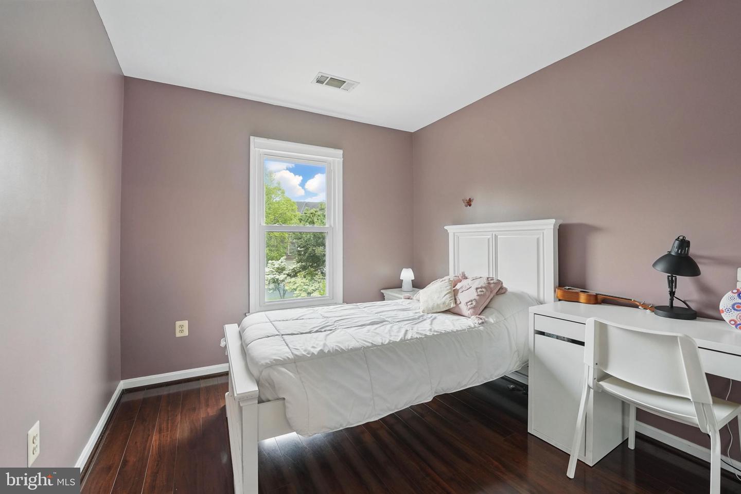 6410 BRASS BUTTON CT, CENTREVILLE, Virginia 20121, 4 Bedrooms Bedrooms, ,3 BathroomsBathrooms,Residential,For sale,6410 BRASS BUTTON CT,VAFX2240852 MLS # VAFX2240852