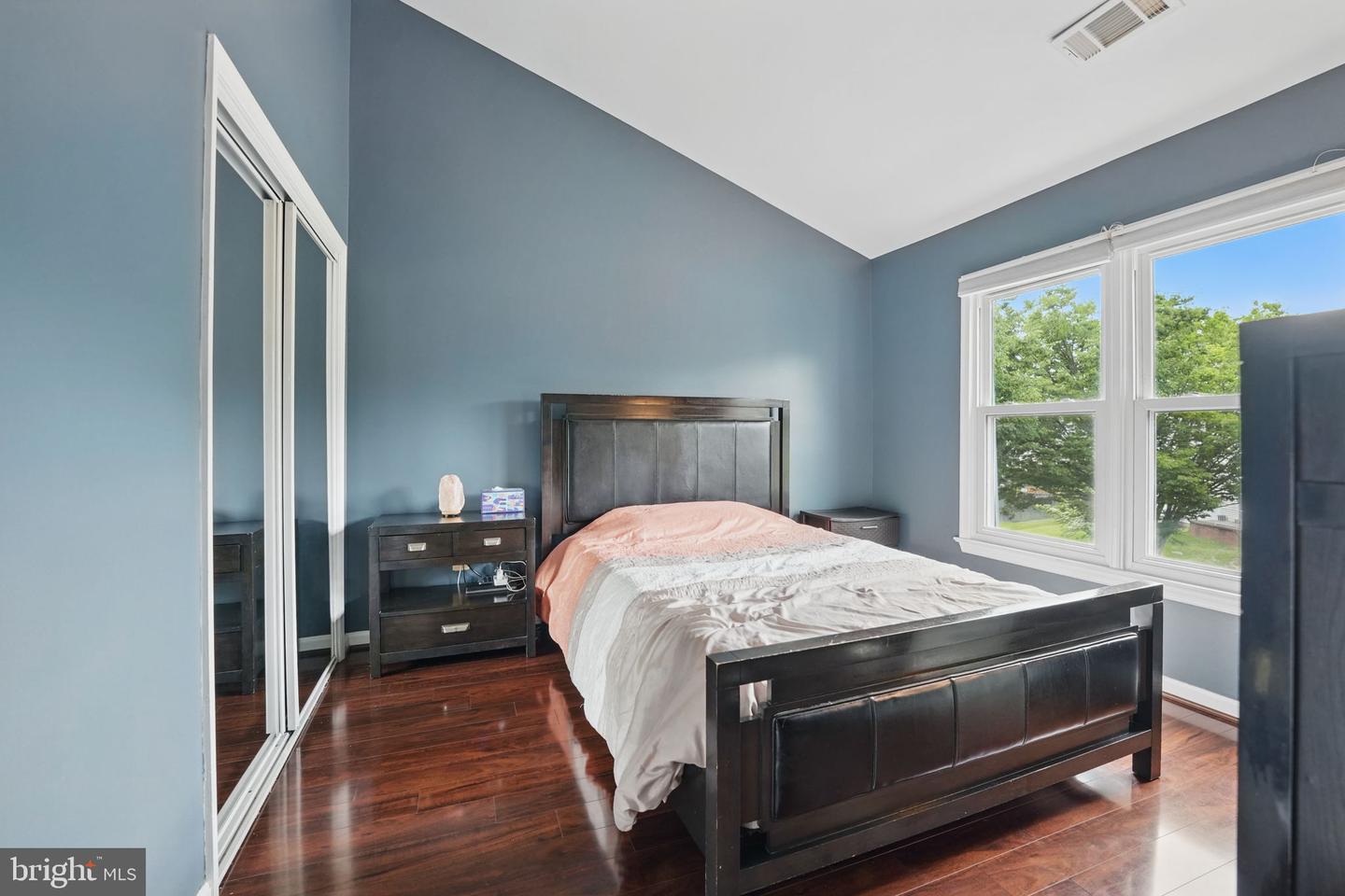 6410 BRASS BUTTON CT, CENTREVILLE, Virginia 20121, 4 Bedrooms Bedrooms, ,3 BathroomsBathrooms,Residential,For sale,6410 BRASS BUTTON CT,VAFX2240852 MLS # VAFX2240852