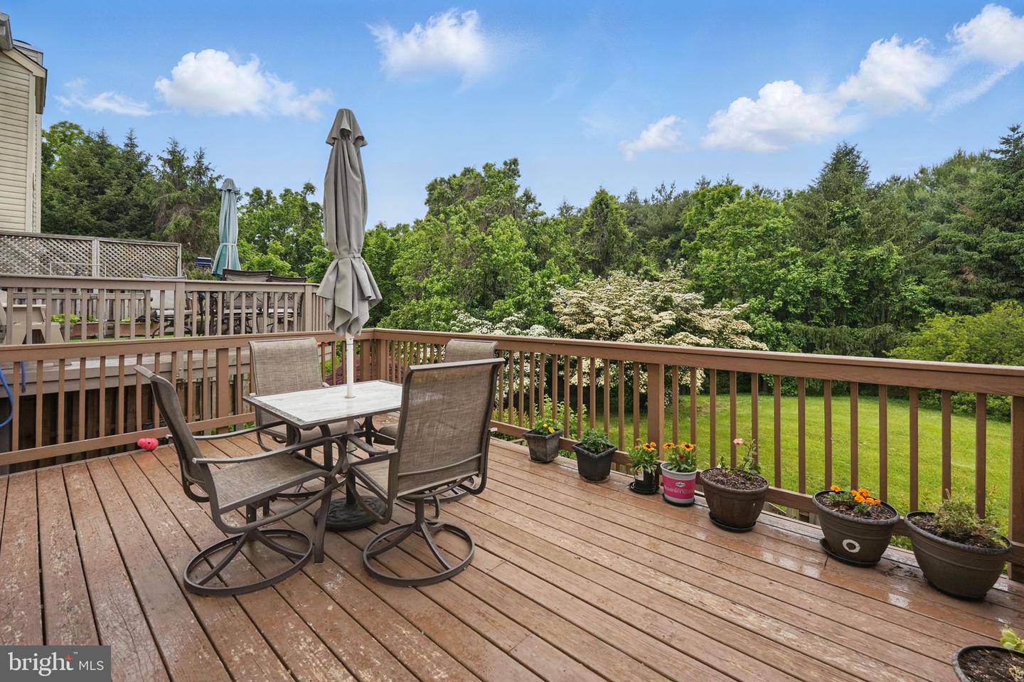 6410 BRASS BUTTON CT, CENTREVILLE, Virginia 20121, 4 Bedrooms Bedrooms, ,3 BathroomsBathrooms,Residential,For sale,6410 BRASS BUTTON CT,VAFX2240852 MLS # VAFX2240852