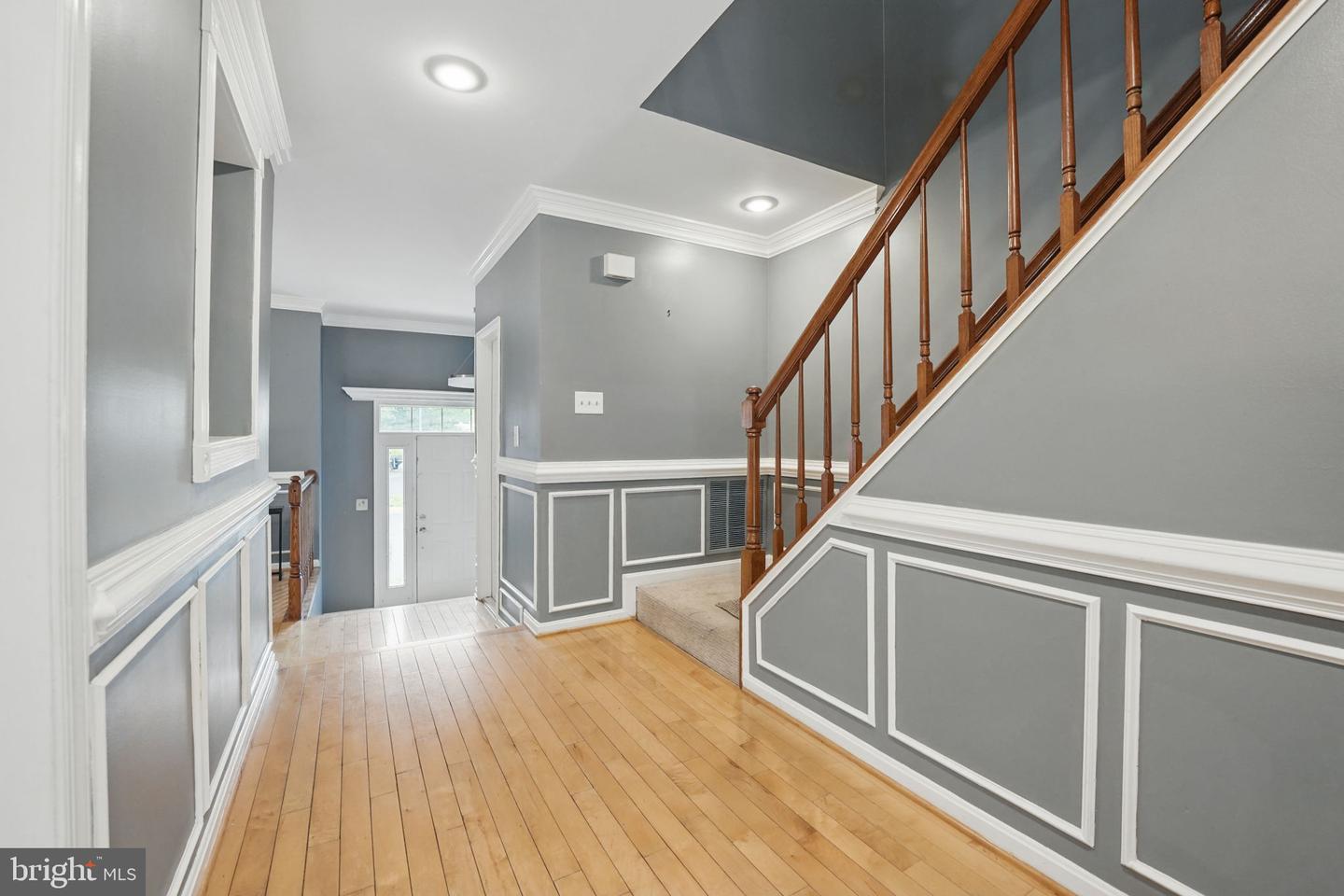 6410 BRASS BUTTON CT, CENTREVILLE, Virginia 20121, 4 Bedrooms Bedrooms, ,3 BathroomsBathrooms,Residential,For sale,6410 BRASS BUTTON CT,VAFX2240852 MLS # VAFX2240852