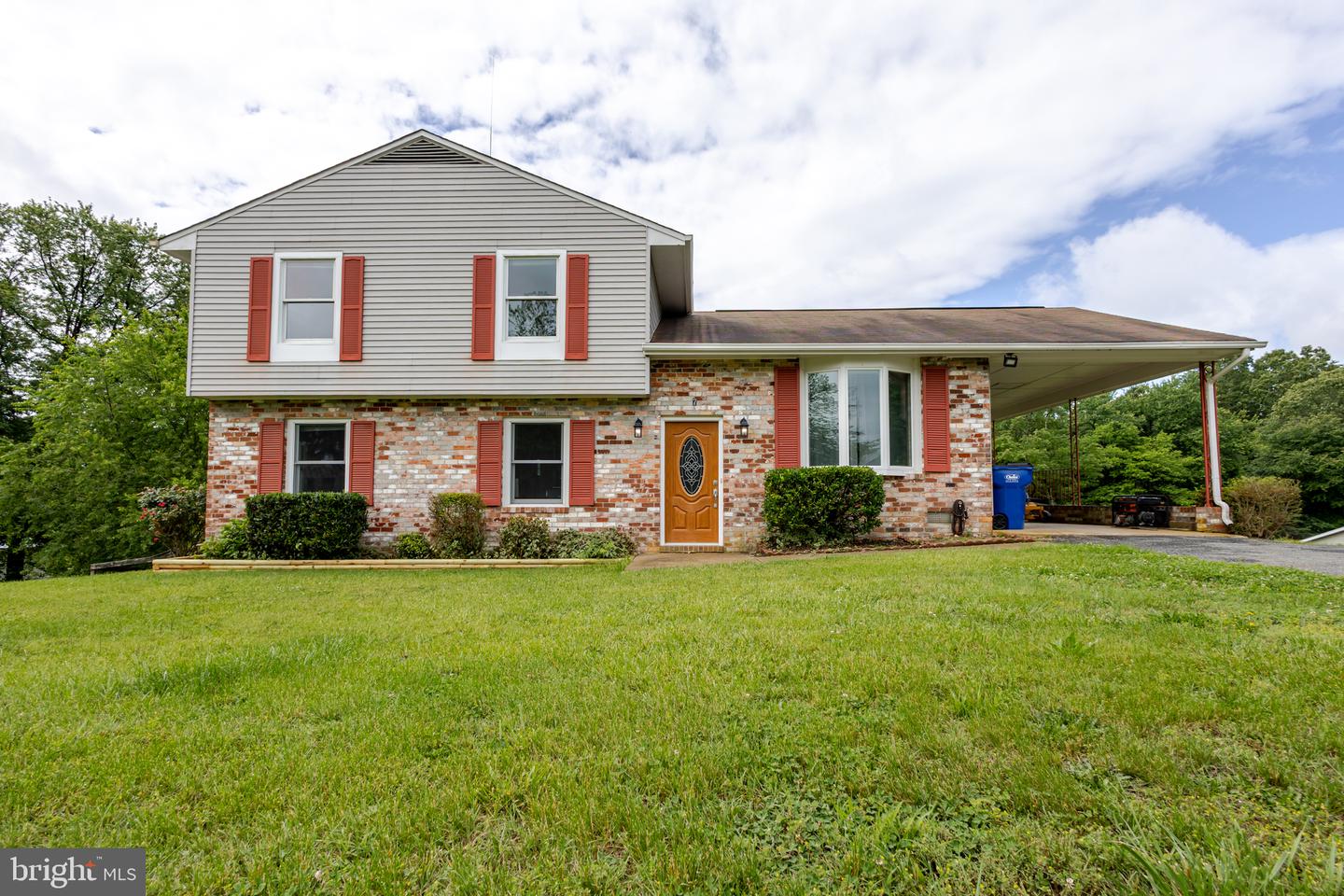 7 PATTON LN, FREDERICKSBURG, Virginia 22406, 4 Bedrooms Bedrooms, ,3 BathroomsBathrooms,Residential,For sale,7 PATTON LN,VAST2039018 MLS # VAST2039018