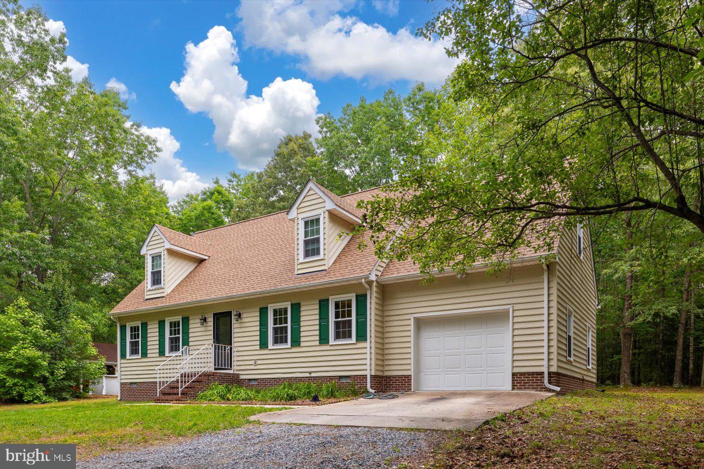 23115 MT CLOUD RD, BOWLING GREEN, Virginia 22427, 3 Bedrooms Bedrooms, ,2 BathroomsBathrooms,Residential,For sale,23115 MT CLOUD RD,VACV2008186 MLS # VACV2008186