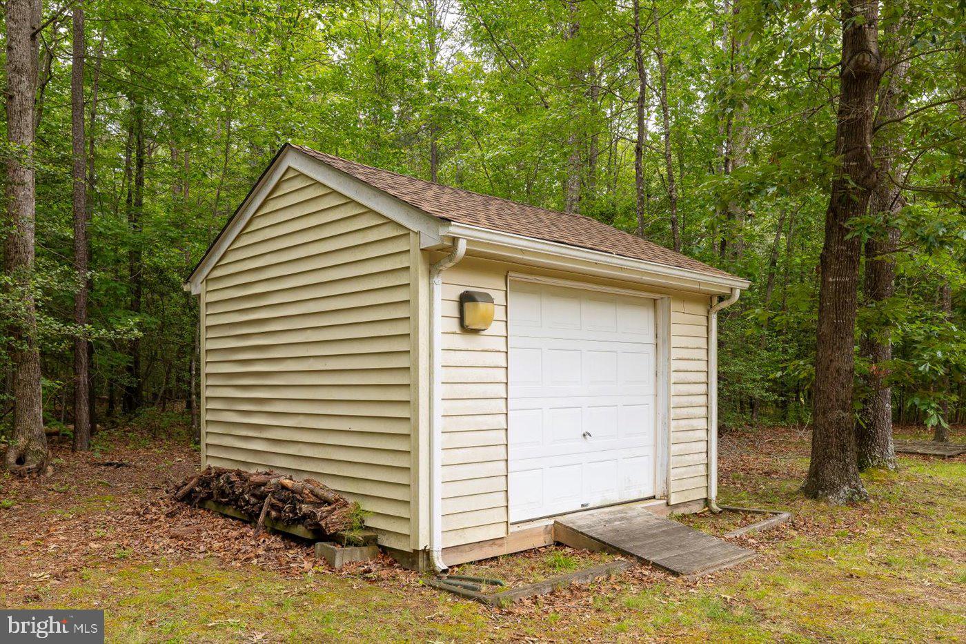 23115 MT CLOUD RD, BOWLING GREEN, Virginia 22427, 3 Bedrooms Bedrooms, ,2 BathroomsBathrooms,Residential,For sale,23115 MT CLOUD RD,VACV2008186 MLS # VACV2008186
