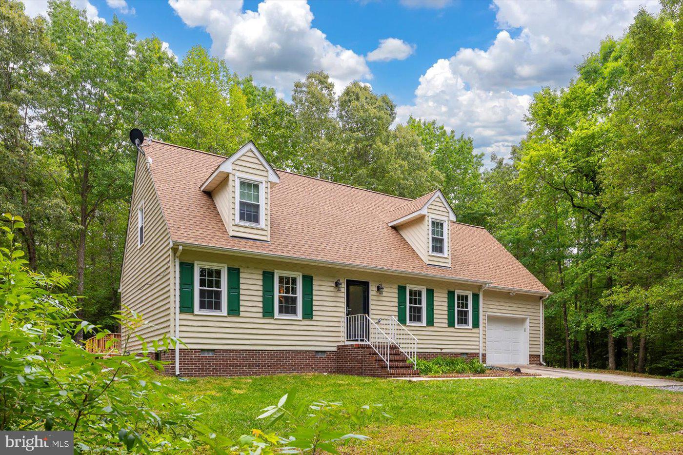 23115 MT CLOUD RD, BOWLING GREEN, Virginia 22427, 3 Bedrooms Bedrooms, ,2 BathroomsBathrooms,Residential,For sale,23115 MT CLOUD RD,VACV2008186 MLS # VACV2008186