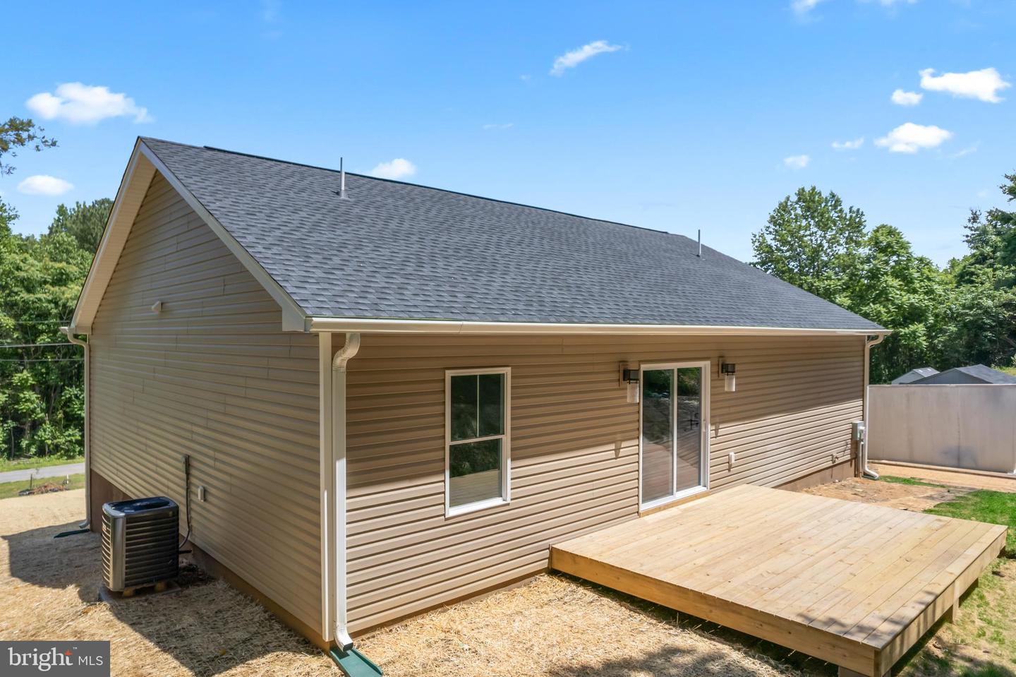 336 AMERICAN DRIVE, MONTROSS, Virginia 22520, 3 Bedrooms Bedrooms, ,2 BathroomsBathrooms,Residential,For sale,336 AMERICAN DRIVE,VAWE2008950 MLS # VAWE2008950