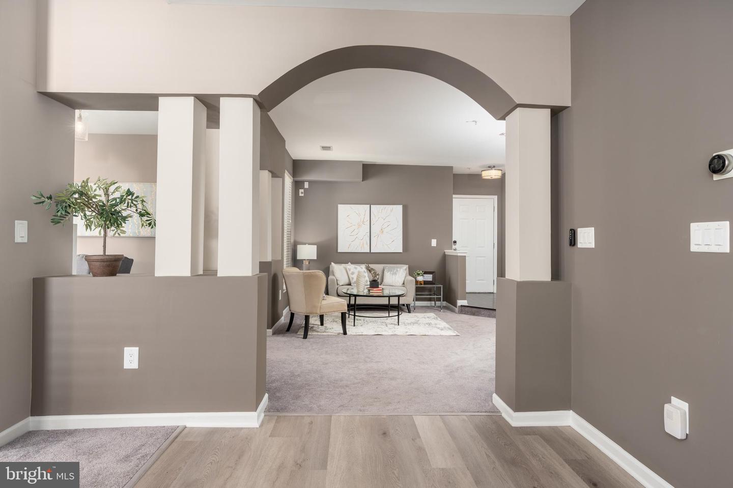 303 CAMERON STATION BLVD #103, ALEXANDRIA, Virginia 22304, 3 Bedrooms Bedrooms, ,2 BathroomsBathrooms,Residential,For sale,303 CAMERON STATION BLVD #103,VAAX2045618 MLS # VAAX2045618