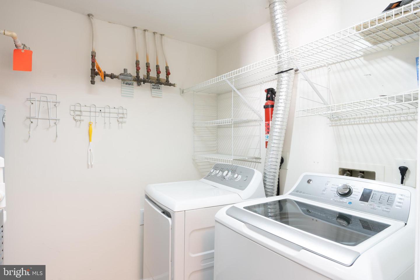 303 CAMERON STATION BLVD #103, ALEXANDRIA, Virginia 22304, 3 Bedrooms Bedrooms, ,2 BathroomsBathrooms,Residential,For sale,303 CAMERON STATION BLVD #103,VAAX2045618 MLS # VAAX2045618