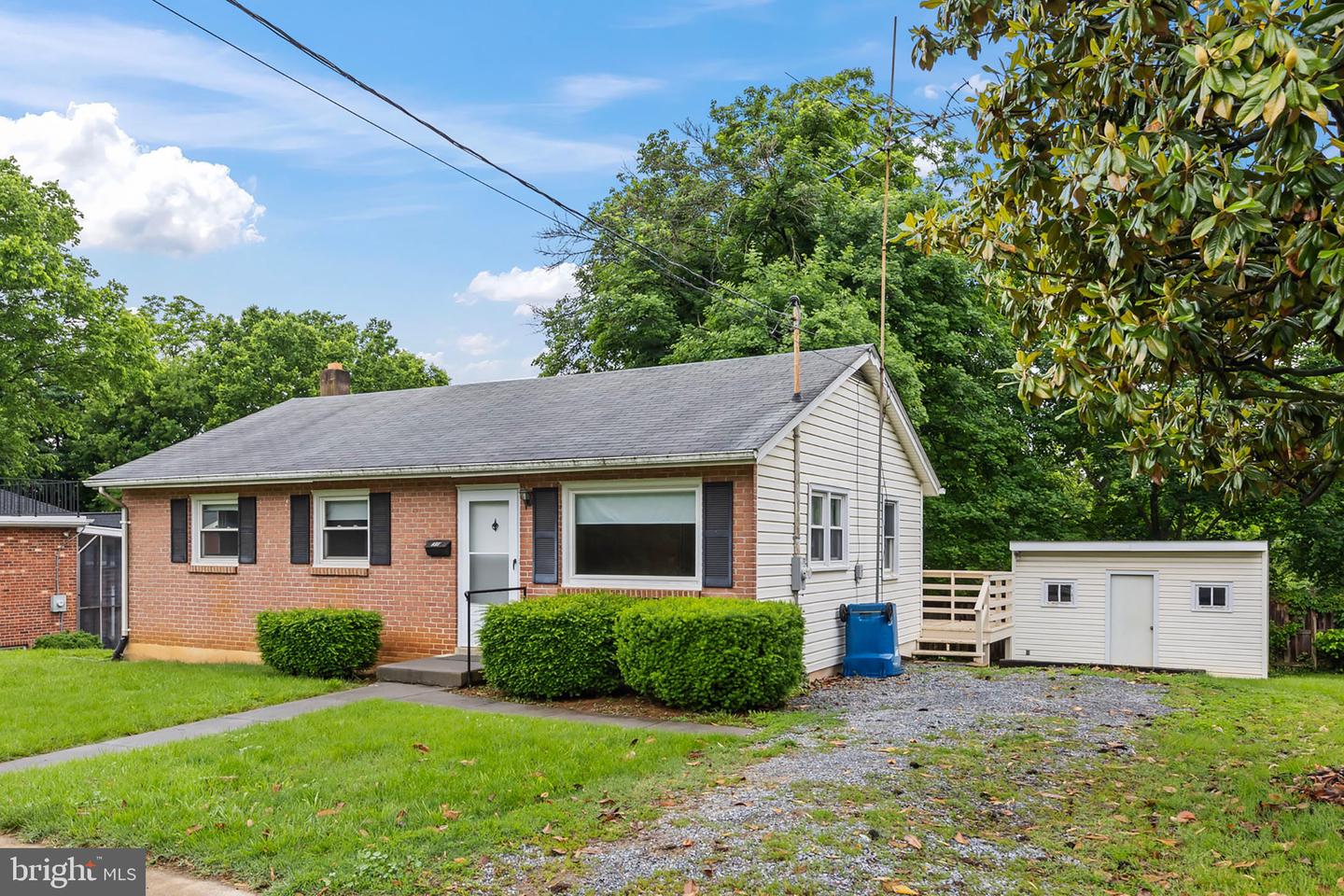 311 S BUCKMARSH ST, BERRYVILLE, Virginia 22611, 3 Bedrooms Bedrooms, ,1 BathroomBathrooms,Residential,For sale,311 S BUCKMARSH ST,VACL2003770 MLS # VACL2003770