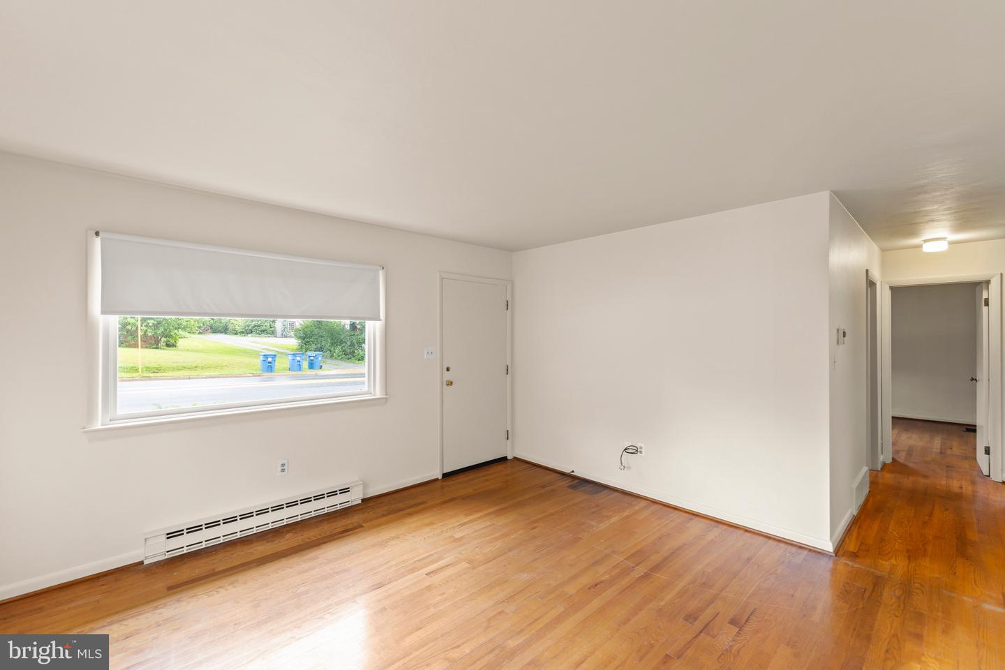 311 S BUCKMARSH ST, BERRYVILLE, Virginia 22611, 3 Bedrooms Bedrooms, ,1 BathroomBathrooms,Residential,For sale,311 S BUCKMARSH ST,VACL2003770 MLS # VACL2003770