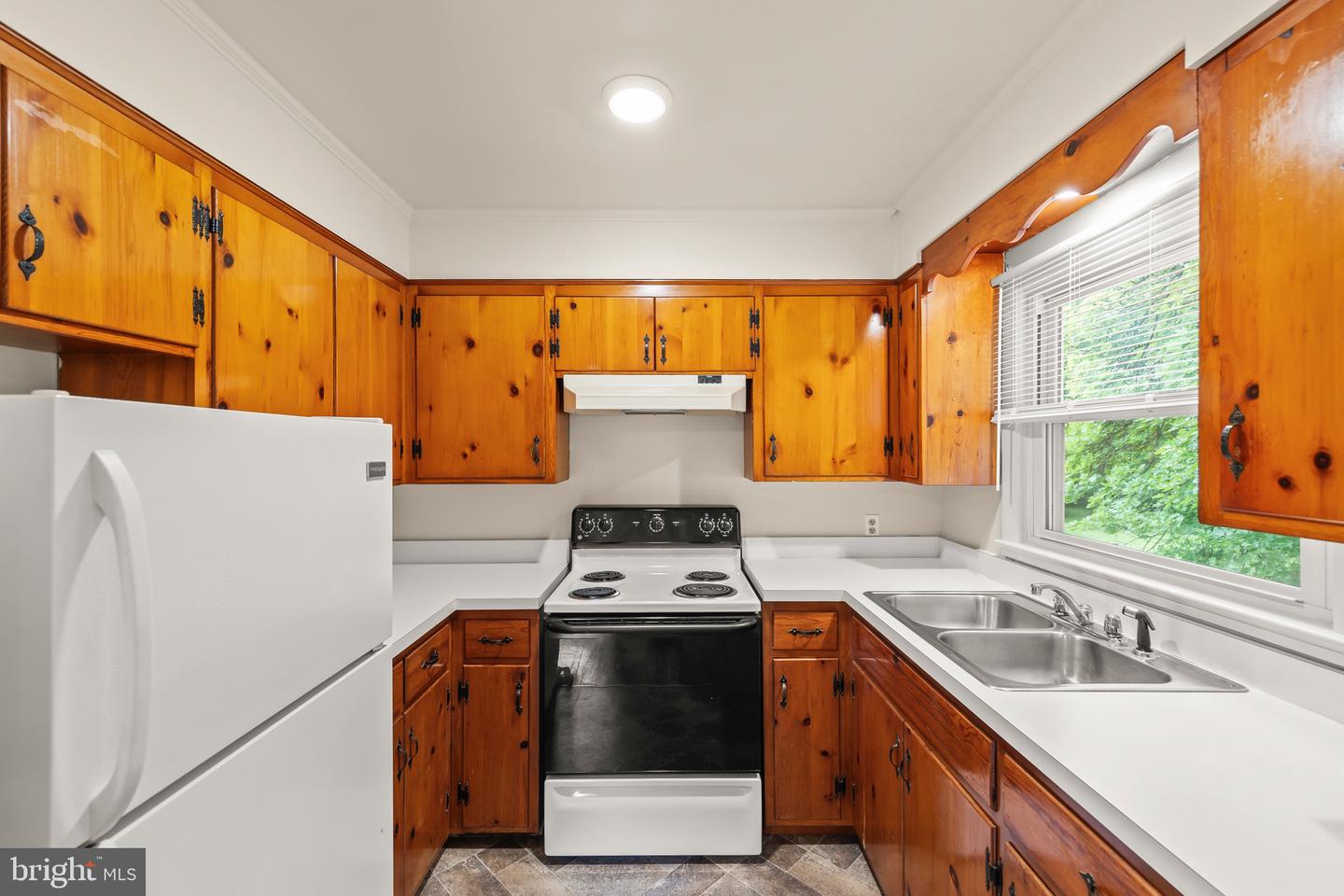 311 S BUCKMARSH ST, BERRYVILLE, Virginia 22611, 3 Bedrooms Bedrooms, ,1 BathroomBathrooms,Residential,For sale,311 S BUCKMARSH ST,VACL2003770 MLS # VACL2003770