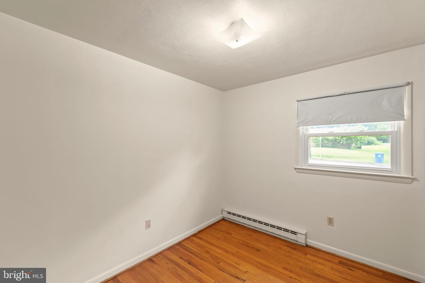311 S BUCKMARSH ST, BERRYVILLE, Virginia 22611, 3 Bedrooms Bedrooms, ,1 BathroomBathrooms,Residential,For sale,311 S BUCKMARSH ST,VACL2003770 MLS # VACL2003770