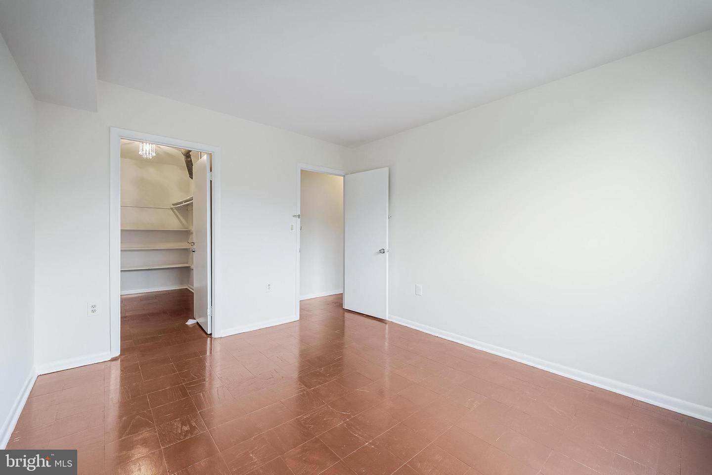 10723 WEST DR #303, FAIRFAX, Virginia 22030, 2 Bedrooms Bedrooms, ,1 BathroomBathrooms,Residential,For sale,10723 WEST DR #303,VAFC2006380 MLS # VAFC2006380