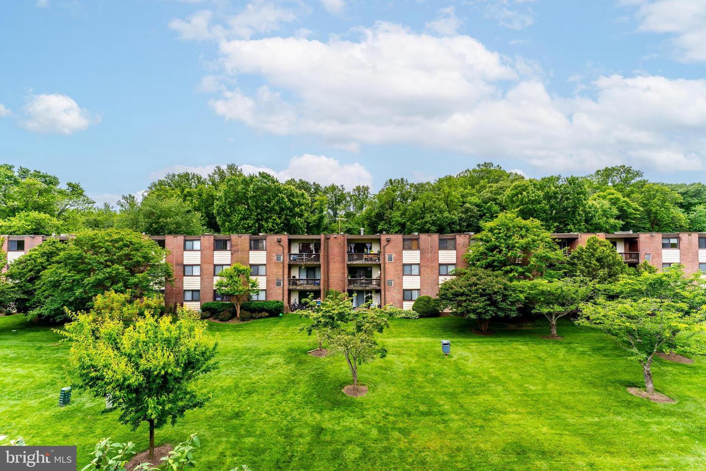 10723 WEST DR #303, FAIRFAX, Virginia 22030, 2 Bedrooms Bedrooms, ,1 BathroomBathrooms,Residential,For sale,10723 WEST DR #303,VAFC2006380 MLS # VAFC2006380