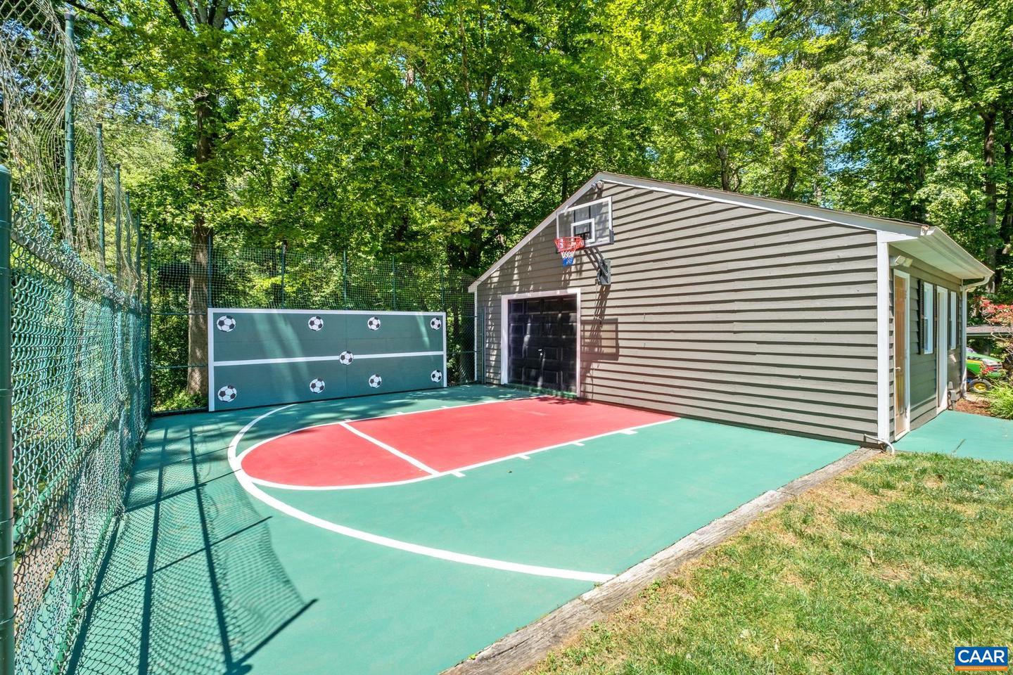 716 PREDDY CREEK RD, BARBOURSVILLE, Virginia 22923, 4 Bedrooms Bedrooms, ,3 BathroomsBathrooms,Residential,For sale,716 PREDDY CREEK RD,664977 MLS # 664977