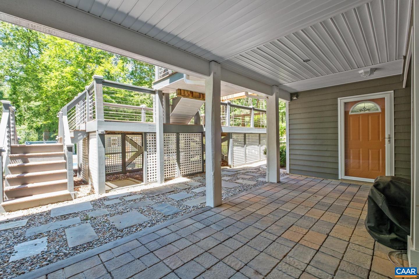 716 PREDDY CREEK RD, BARBOURSVILLE, Virginia 22923, 4 Bedrooms Bedrooms, ,3 BathroomsBathrooms,Residential,For sale,716 PREDDY CREEK RD,664977 MLS # 664977
