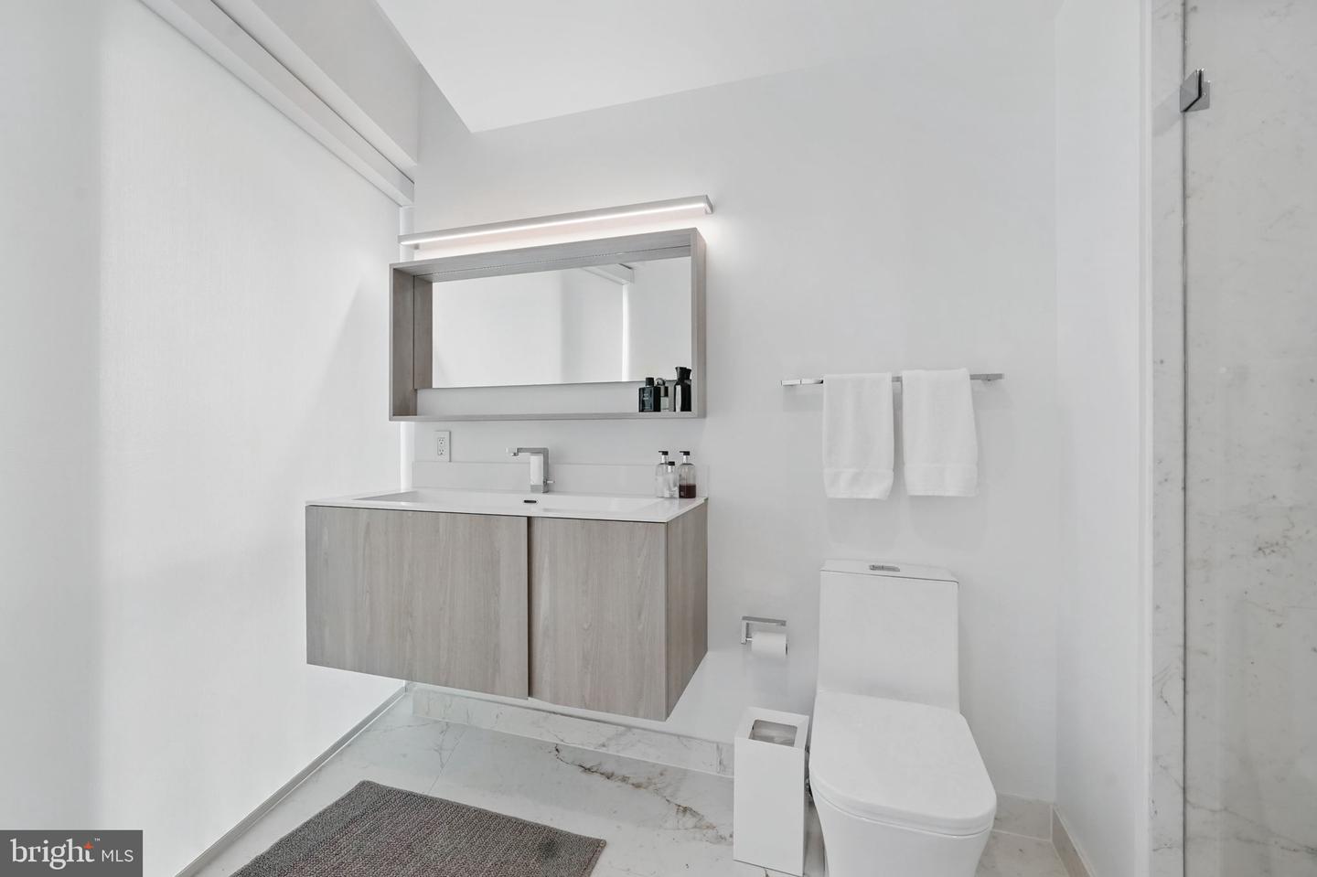1111 19TH ST N #2108, ARLINGTON, Virginia 22209, 2 Bedrooms Bedrooms, ,2 BathroomsBathrooms,Residential,For sale,1111 19TH ST N #2108,VAAR2058232 MLS # VAAR2058232