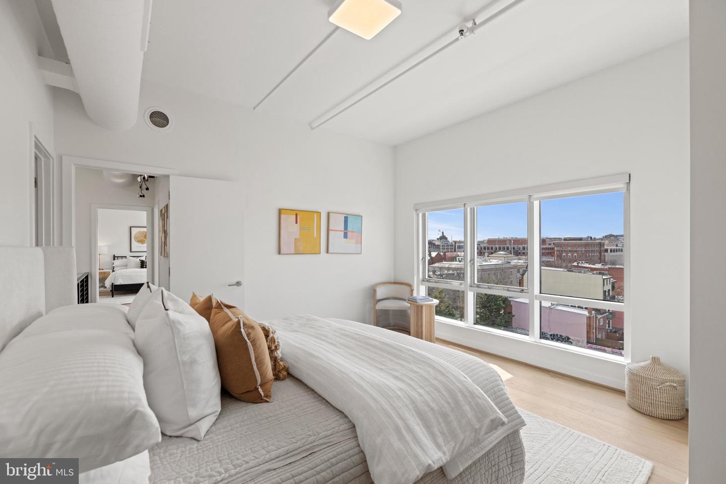 1515 15TH ST NW #606, WASHINGTON, District Of Columbia 20005, 3 Bedrooms Bedrooms, ,3 BathroomsBathrooms,Residential,For sale,1515 15TH ST NW #606,DCDC2202656 MLS # DCDC2202656