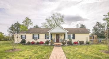 10999 BRISTERSBURG RD, CATLETT, Virginia 20119, 3 Bedrooms Bedrooms, ,2 BathroomsBathrooms,Residential,For sale,10999 BRISTERSBURG RD,VAFQ2016806 MLS # VAFQ2016806