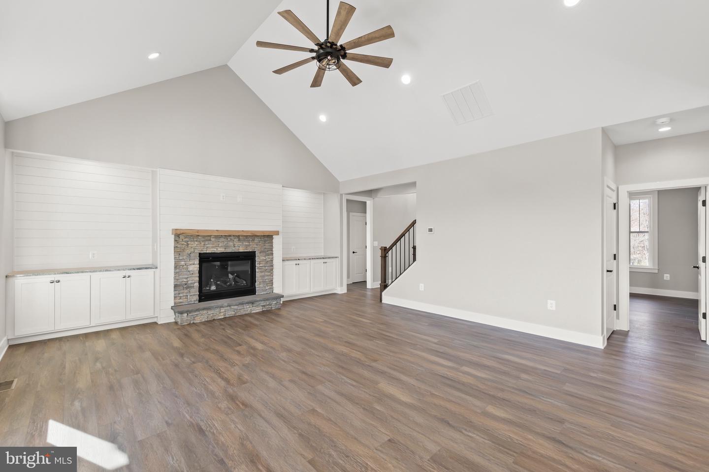 125 LAKE HOLIDAY ROAD, CROSS JUNCTION, Virginia 22625, 4 Bedrooms Bedrooms, 11 Rooms Rooms,3 BathroomsBathrooms,Residential,For sale,125 LAKE HOLIDAY ROAD,VAFV2034466 MLS # VAFV2034466