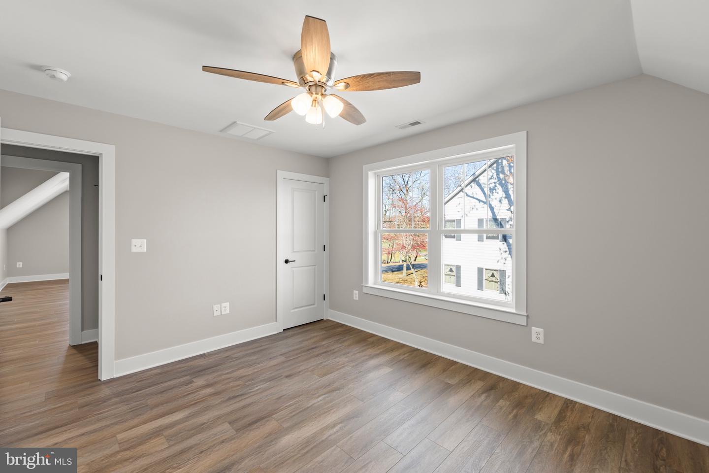 125 LAKE HOLIDAY ROAD, CROSS JUNCTION, Virginia 22625, 4 Bedrooms Bedrooms, 11 Rooms Rooms,3 BathroomsBathrooms,Residential,For sale,125 LAKE HOLIDAY ROAD,VAFV2034466 MLS # VAFV2034466