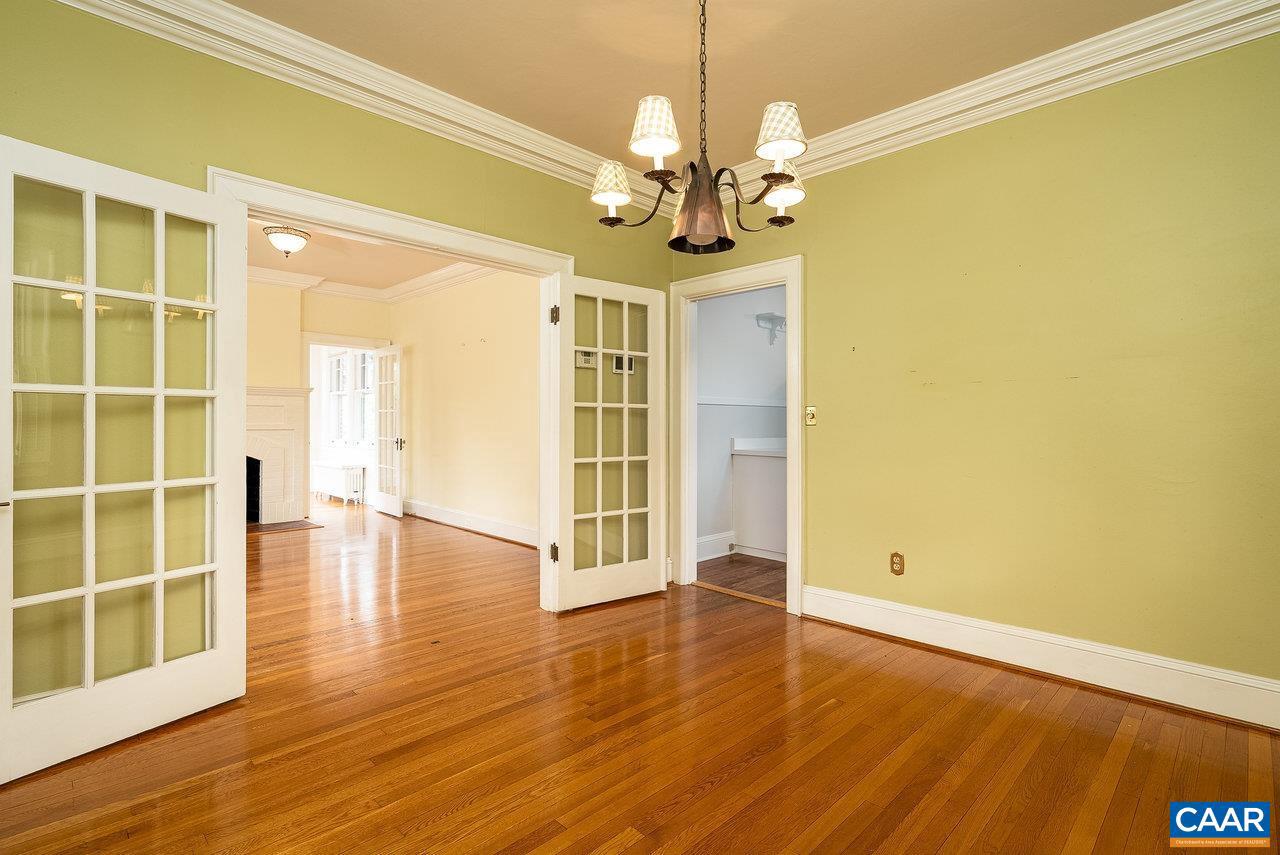 803 ALLEGHANY AVE, STAUNTON, Virginia 24401, 3 Bedrooms Bedrooms, ,1 BathroomBathrooms,Residential,For sale,803 ALLEGHANY AVE,665009 MLS # 665009