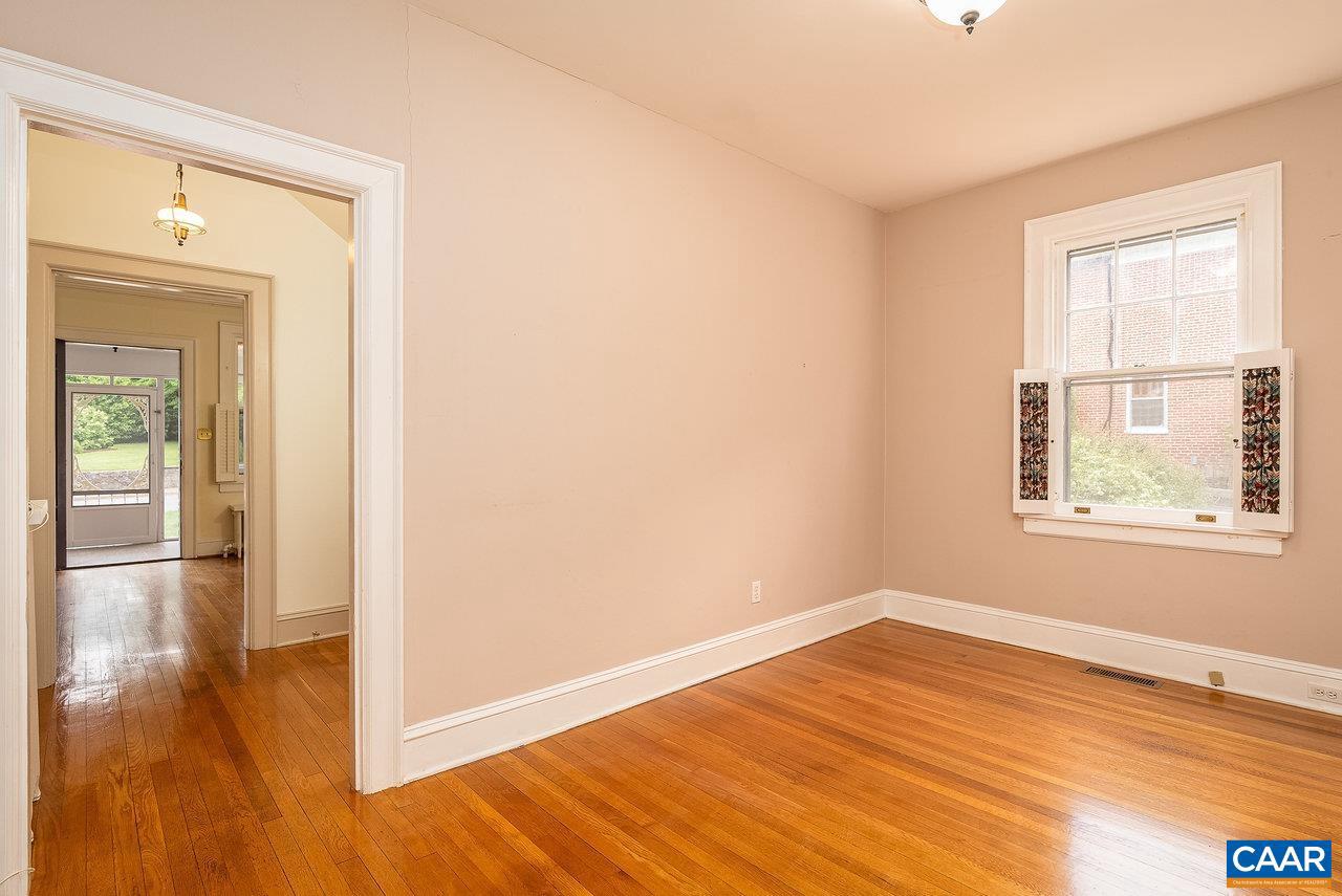 803 ALLEGHANY AVE, STAUNTON, Virginia 24401, 3 Bedrooms Bedrooms, ,1 BathroomBathrooms,Residential,For sale,803 ALLEGHANY AVE,665009 MLS # 665009