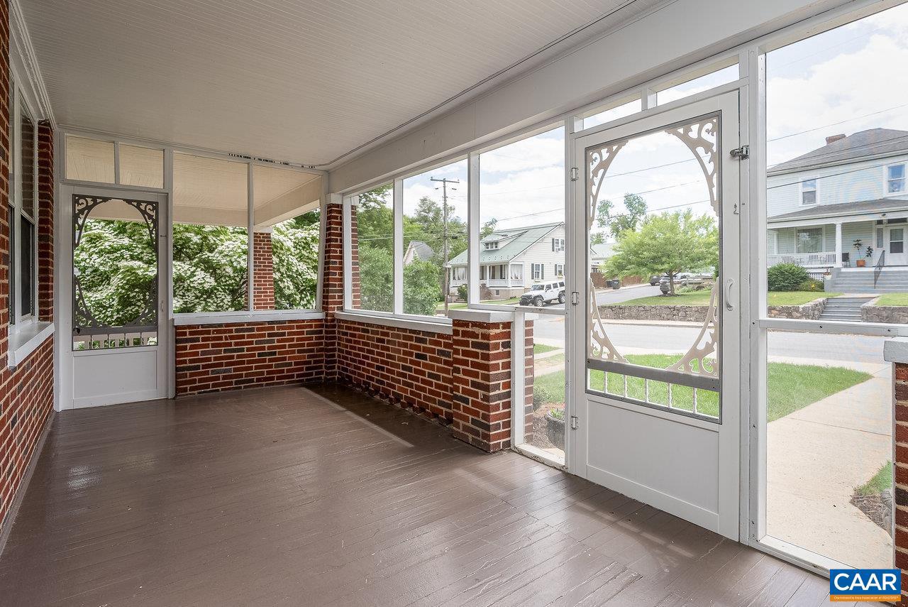 803 ALLEGHANY AVE, STAUNTON, Virginia 24401, 3 Bedrooms Bedrooms, ,1 BathroomBathrooms,Residential,For sale,803 ALLEGHANY AVE,665009 MLS # 665009