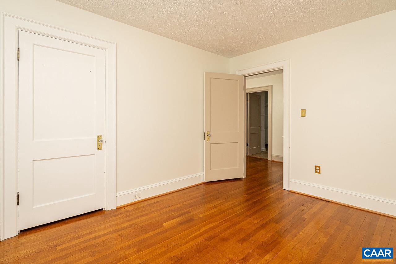 803 ALLEGHANY AVE, STAUNTON, Virginia 24401, 3 Bedrooms Bedrooms, ,1 BathroomBathrooms,Residential,For sale,803 ALLEGHANY AVE,665009 MLS # 665009