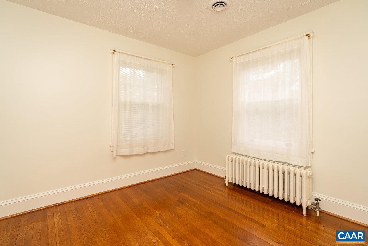 803 ALLEGHANY AVE, STAUNTON, Virginia 24401, 3 Bedrooms Bedrooms, ,1 BathroomBathrooms,Residential,For sale,803 ALLEGHANY AVE,665009 MLS # 665009