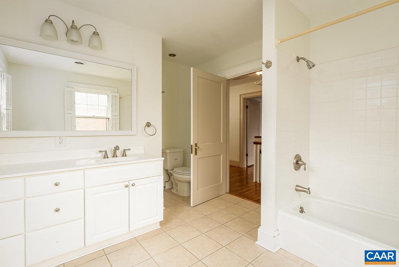803 ALLEGHANY AVE, STAUNTON, Virginia 24401, 3 Bedrooms Bedrooms, ,1 BathroomBathrooms,Residential,For sale,803 ALLEGHANY AVE,665009 MLS # 665009