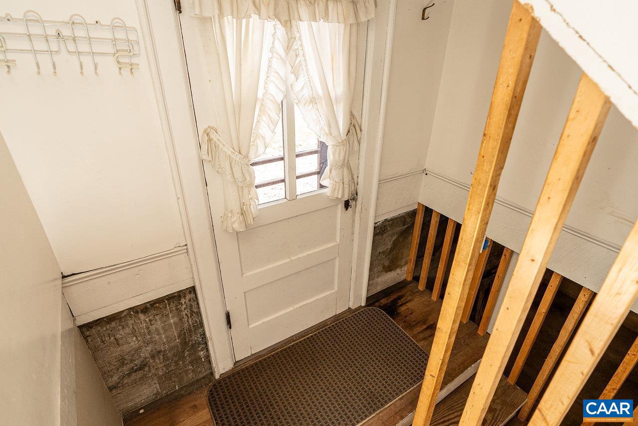 803 ALLEGHANY AVE, STAUNTON, Virginia 24401, 3 Bedrooms Bedrooms, ,1 BathroomBathrooms,Residential,For sale,803 ALLEGHANY AVE,665009 MLS # 665009