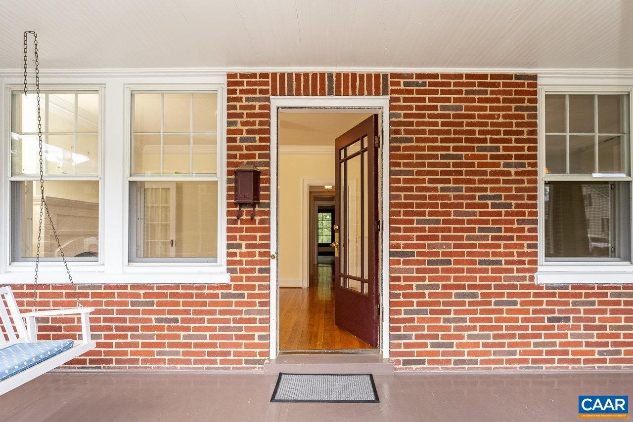 803 ALLEGHANY AVE, STAUNTON, Virginia 24401, 3 Bedrooms Bedrooms, ,1 BathroomBathrooms,Residential,For sale,803 ALLEGHANY AVE,665009 MLS # 665009