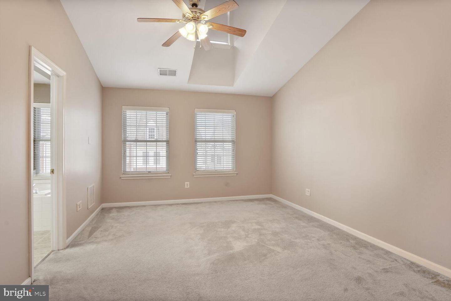 20866 ROCKINGHAM TER, STERLING, Virginia 20165, 2 Bedrooms Bedrooms, ,2 BathroomsBathrooms,Residential,For sale,20866 ROCKINGHAM TER,VALO2097982 MLS # VALO2097982