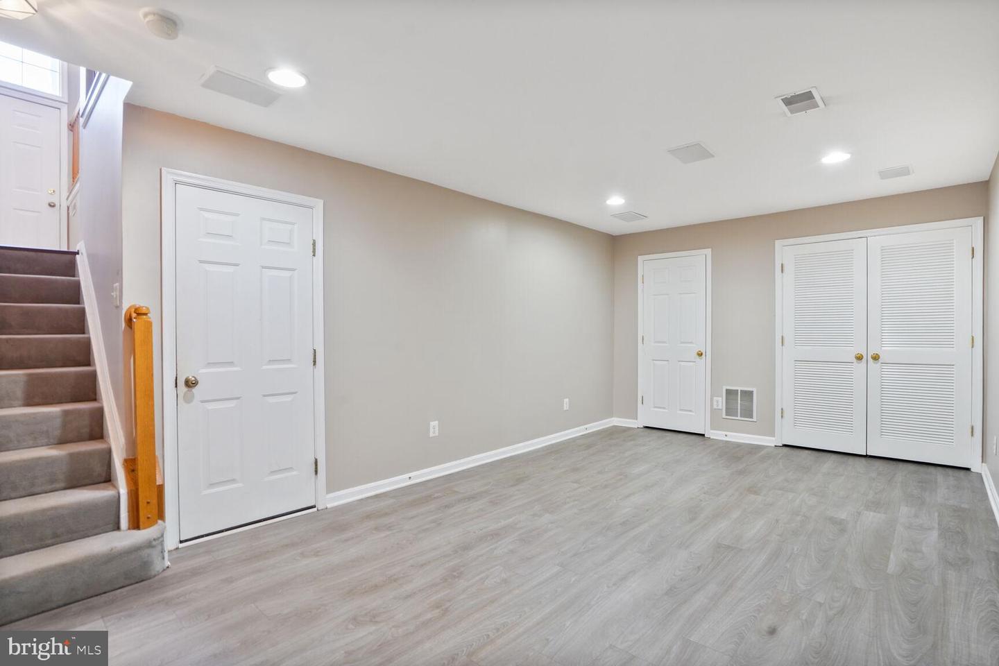 20866 ROCKINGHAM TER, STERLING, Virginia 20165, 2 Bedrooms Bedrooms, ,2 BathroomsBathrooms,Residential,For sale,20866 ROCKINGHAM TER,VALO2097982 MLS # VALO2097982