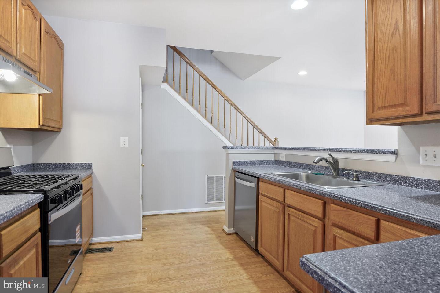 20866 ROCKINGHAM TER, STERLING, Virginia 20165, 2 Bedrooms Bedrooms, ,2 BathroomsBathrooms,Residential,For sale,20866 ROCKINGHAM TER,VALO2097982 MLS # VALO2097982