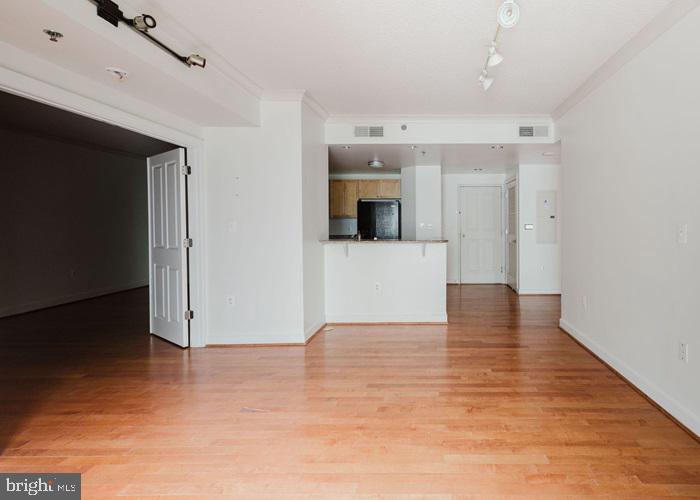 777 7TH ST NW #913, WASHINGTON, District Of Columbia 20001, 2 Bedrooms Bedrooms, 4 Rooms Rooms,2 BathroomsBathrooms,Residential,For sale,777 7TH ST NW #913,DCDC2202690 MLS # DCDC2202690