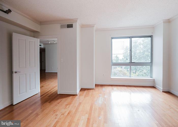 777 7TH ST NW #913, WASHINGTON, District Of Columbia 20001, 2 Bedrooms Bedrooms, 4 Rooms Rooms,2 BathroomsBathrooms,Residential,For sale,777 7TH ST NW #913,DCDC2202690 MLS # DCDC2202690