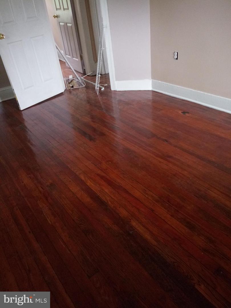 1227 MICHIGAN AVE NE, WASHINGTON, District Of Columbia 20017, 6 Bedrooms Bedrooms, 9 Rooms Rooms,4 BathroomsBathrooms,Residential,For sale,1227 MICHIGAN AVE NE,DCDC2202708 MLS # DCDC2202708