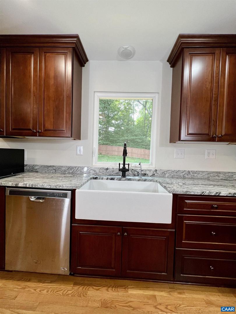 2515 NORTHFIELD RD, CHARLOTTESVILLE, Virginia 22901, 4 Bedrooms Bedrooms, ,3 BathroomsBathrooms,Residential,For sale,2515 NORTHFIELD RD,665013 MLS # 665013