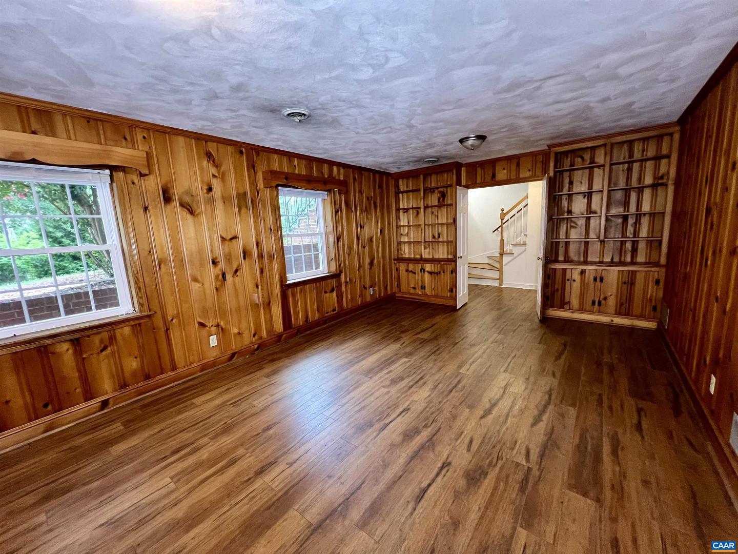 2515 NORTHFIELD RD, CHARLOTTESVILLE, Virginia 22901, 4 Bedrooms Bedrooms, ,3 BathroomsBathrooms,Residential,For sale,2515 NORTHFIELD RD,665013 MLS # 665013