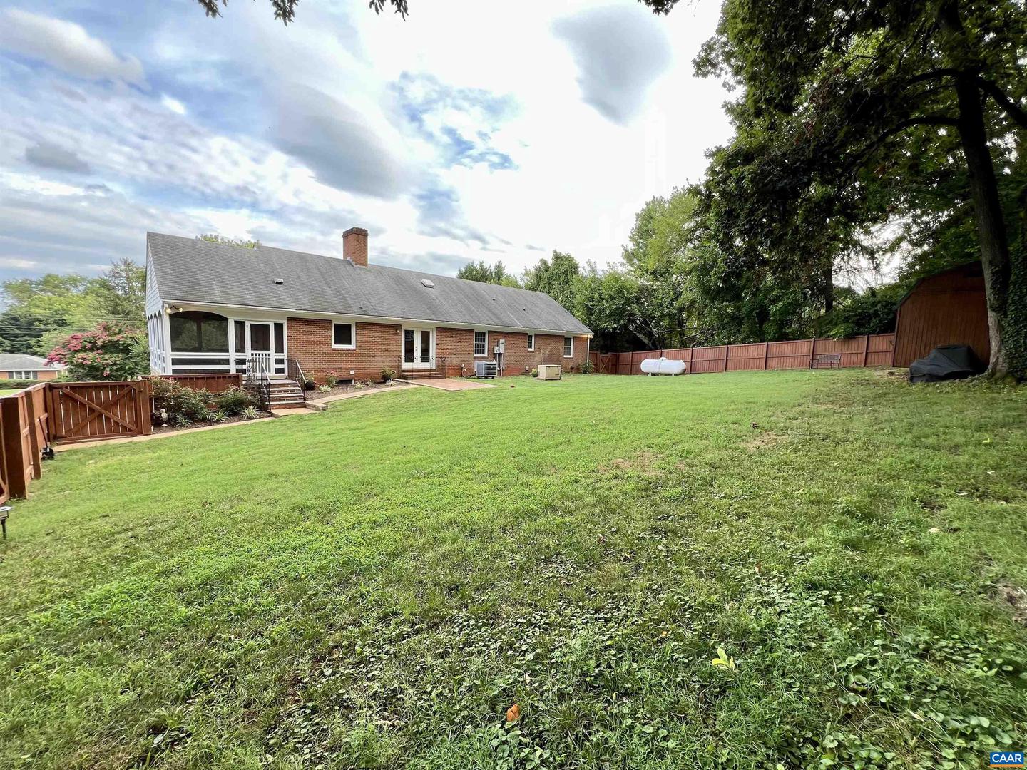 2515 NORTHFIELD RD, CHARLOTTESVILLE, Virginia 22901, 4 Bedrooms Bedrooms, ,3 BathroomsBathrooms,Residential,For sale,2515 NORTHFIELD RD,665013 MLS # 665013