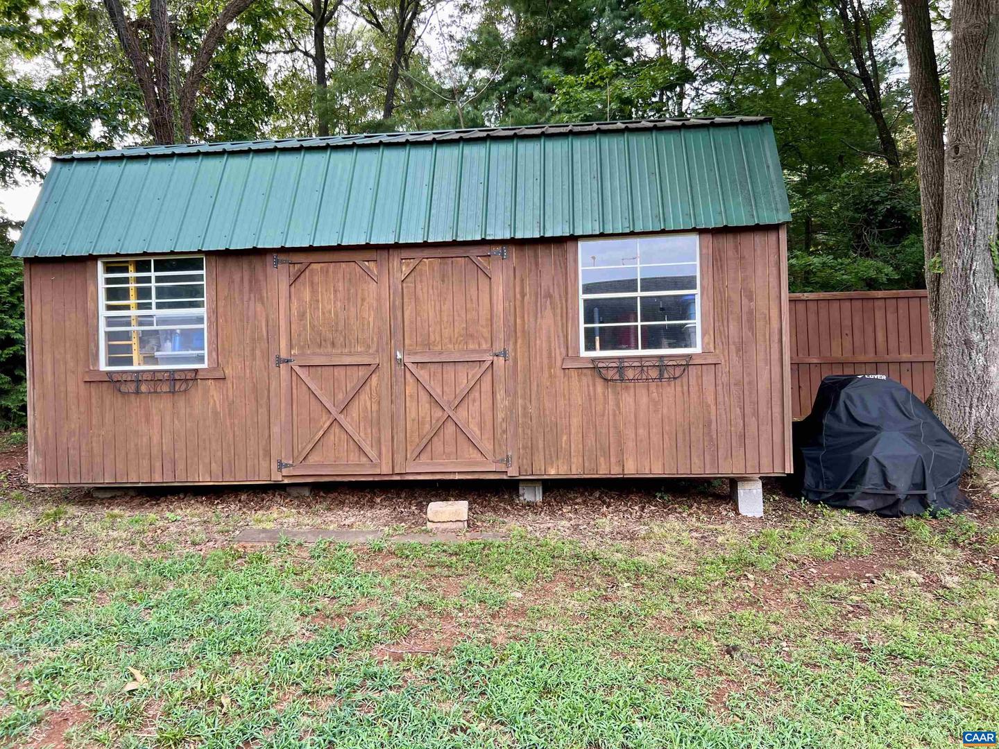 2515 NORTHFIELD RD, CHARLOTTESVILLE, Virginia 22901, 4 Bedrooms Bedrooms, ,3 BathroomsBathrooms,Residential,For sale,2515 NORTHFIELD RD,665013 MLS # 665013