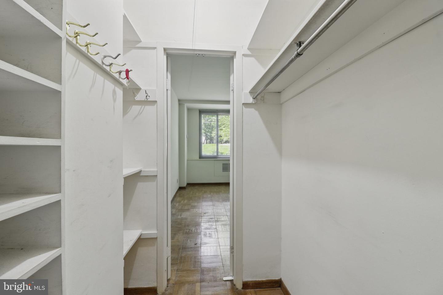 4200 CATHEDRAL AVE NW #317, WASHINGTON, District Of Columbia 20016, 2 Bedrooms Bedrooms, ,1 BathroomBathrooms,Residential,For sale,4200 CATHEDRAL AVE NW #317,DCDC2202728 MLS # DCDC2202728