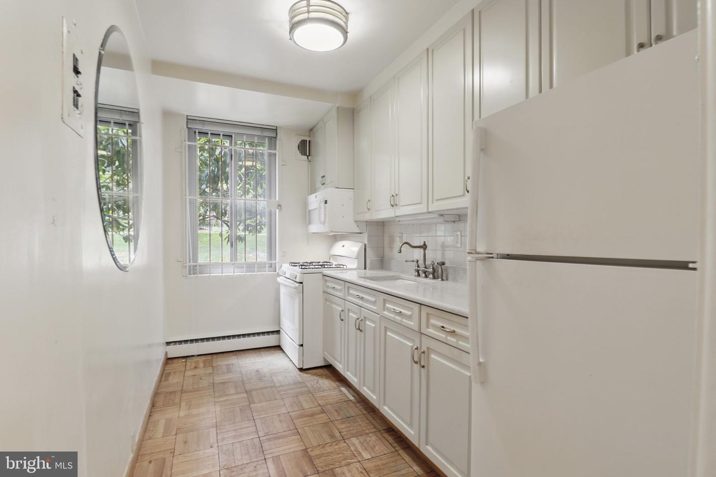 4200 CATHEDRAL AVE NW #317, WASHINGTON, District Of Columbia 20016, 2 Bedrooms Bedrooms, ,1 BathroomBathrooms,Residential,For sale,4200 CATHEDRAL AVE NW #317,DCDC2202728 MLS # DCDC2202728